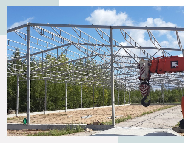 Строительство конюшен в Нижнекамск от 608 руб. под ключ