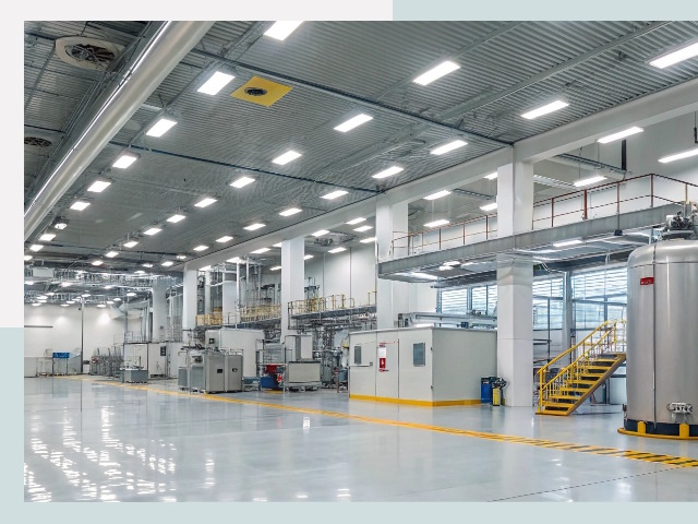 Освещение ангаров в Нижнекамске от 608 руб. - Эффективные решения