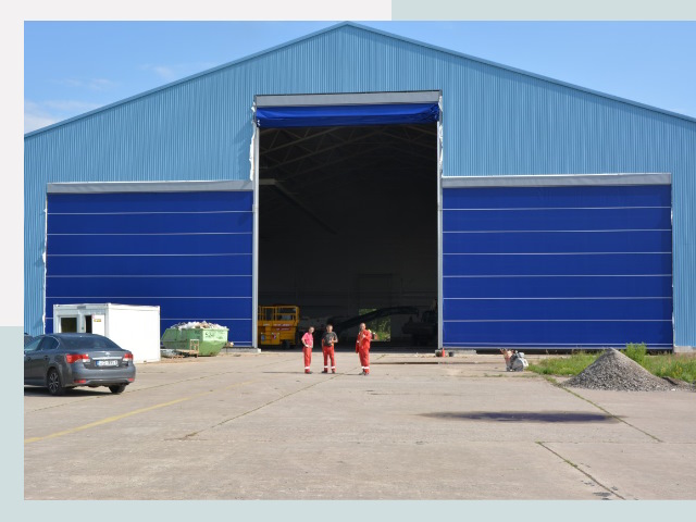 Ангарные ворота в Нижнекамск от СтальСтрой-Нжм по цене 608 руб.